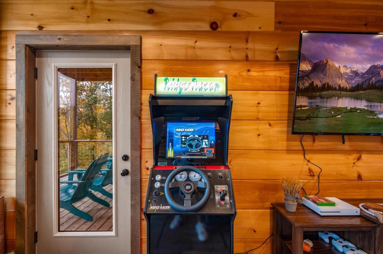 The Overlook - '21 Cabin - Gorgeous Unobstructed Views - Fire Pit Table - Gamerm - Hottub - Xbox - Lots Of Bears Gatlinburg Buitenkant foto