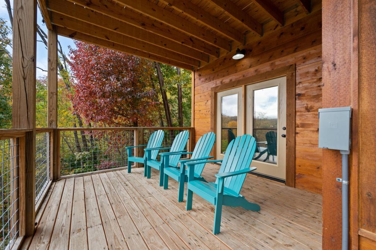 The Overlook - '21 Cabin - Gorgeous Unobstructed Views - Fire Pit Table - Gamerm - Hottub - Xbox - Lots Of Bears Gatlinburg Buitenkant foto