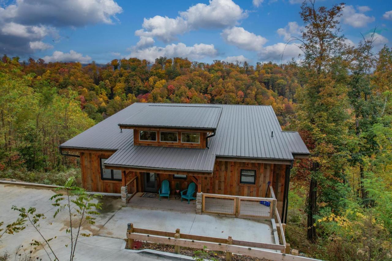 The Overlook - '21 Cabin - Gorgeous Unobstructed Views - Fire Pit Table - Gamerm - Hottub - Xbox - Lots Of Bears Gatlinburg Buitenkant foto